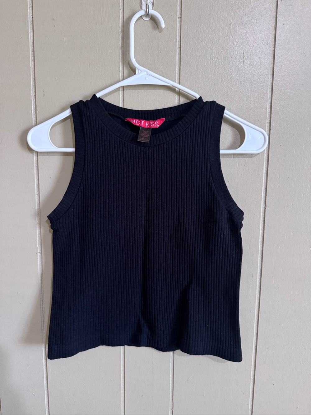 Hot Kiss Black Ribbed Cropped Tank